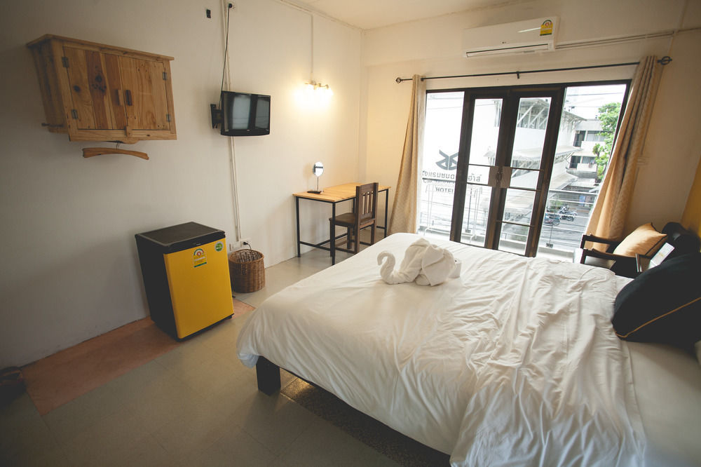 Isleep Guesthouse Chiang Mai Luaran gambar